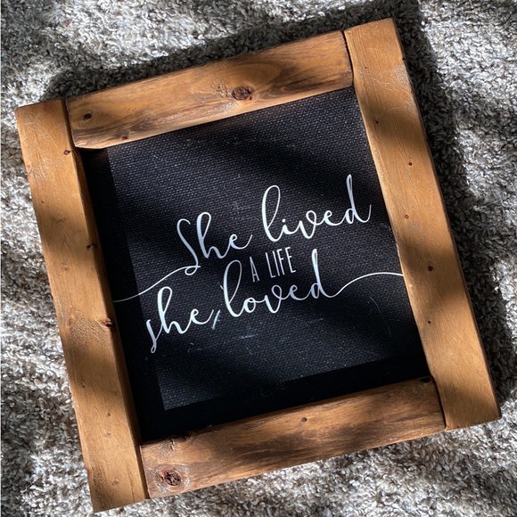 Frame - Picture 1 of 1